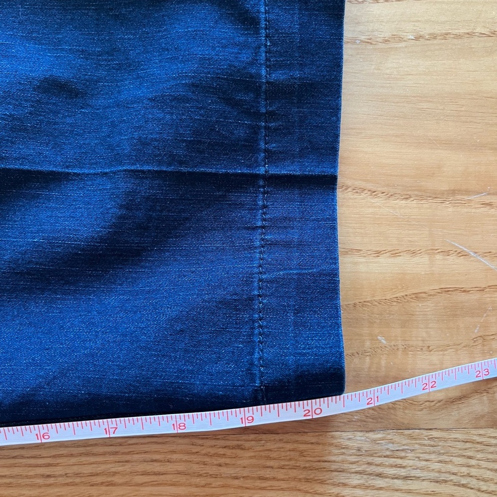 Women's denim Blue capris Cato size 12 - Picture 8 of 8